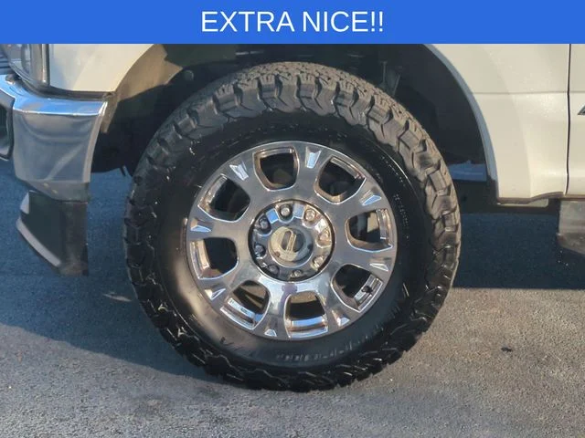 Used 2020 White Ford Lariat image 10