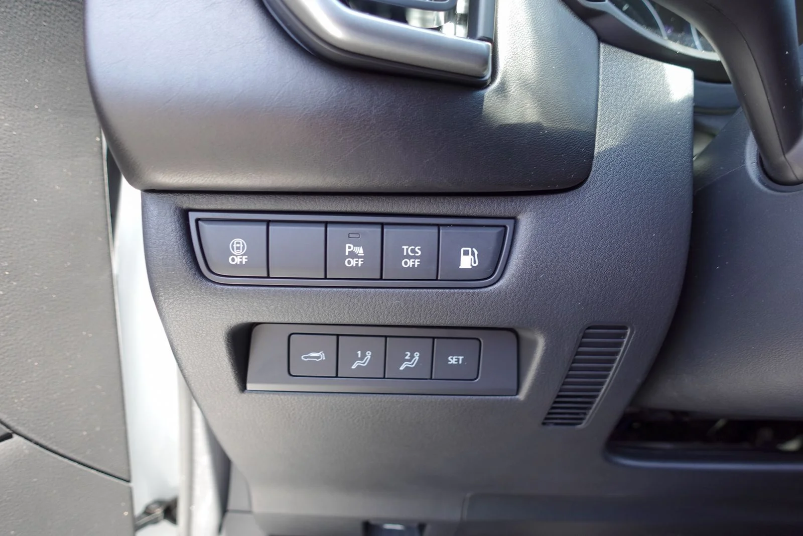2026 Mazda CX-50 Premium - Photo 18
