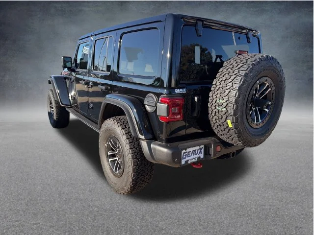 New 2027 Black Clear-Coat Paint Jeep Rubicon X image 5