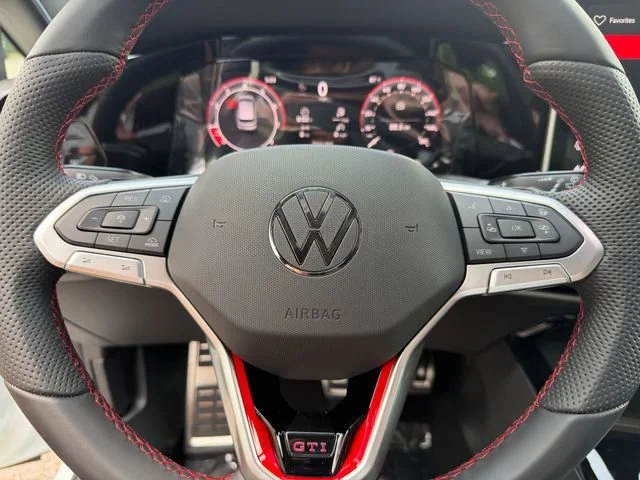 New 2026 White Pearl Volkswagen SE image 15