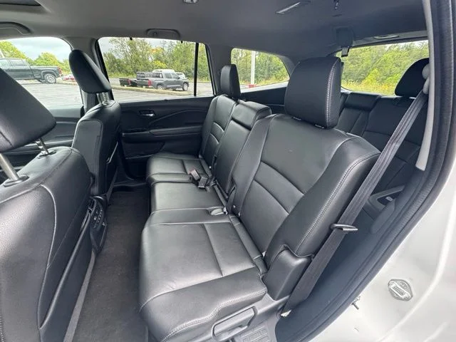 2022 Honda Pilot SE - Photo 17
