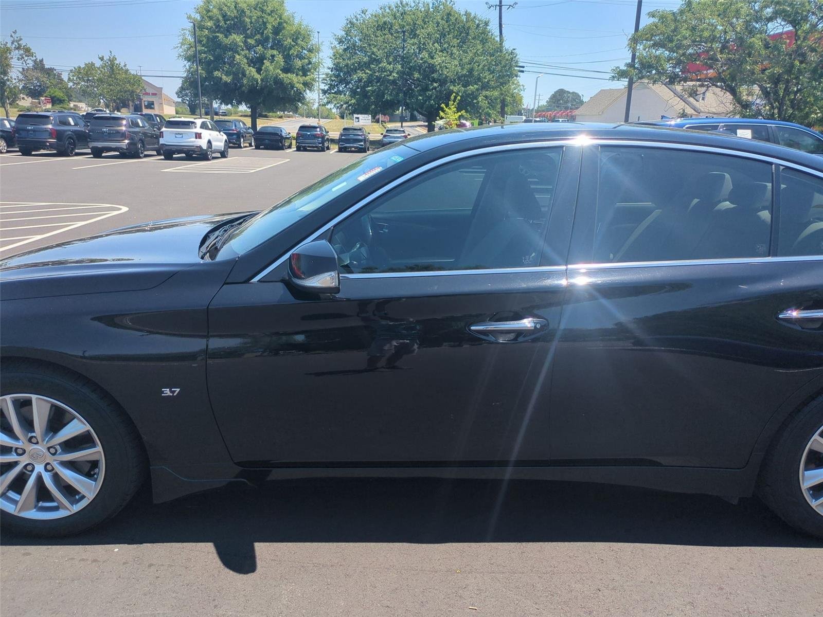 Used 2014 Black Obsidian INFINITI Premium image 26