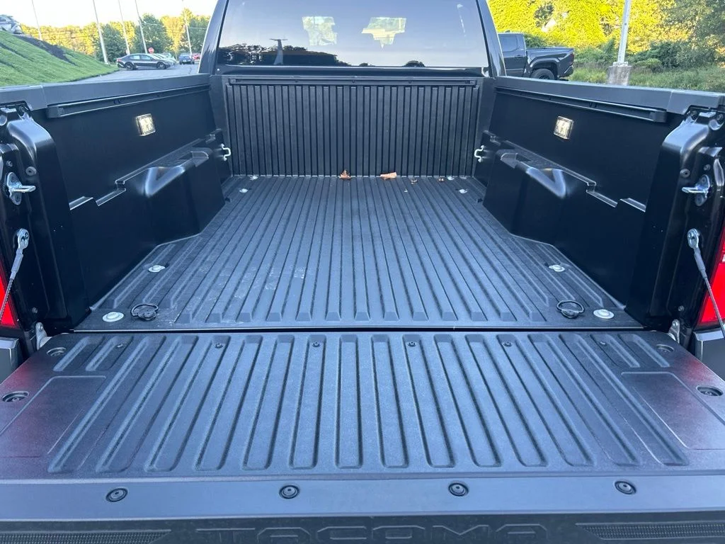 New 2026 Underground Toyota SR5 image 20