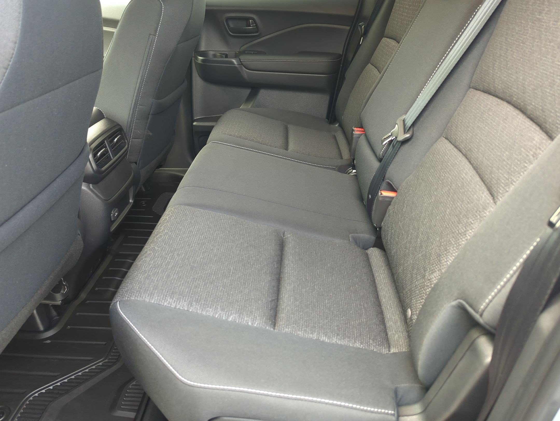 Certified Used 2025 Solar Silver Metallic Honda Sport image 52