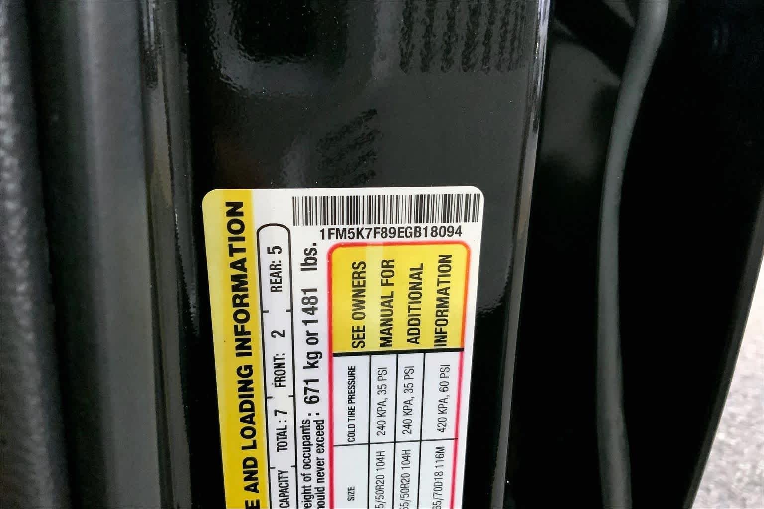 Used 2014 Tuxedo Black Metallic Ford Limited image 29