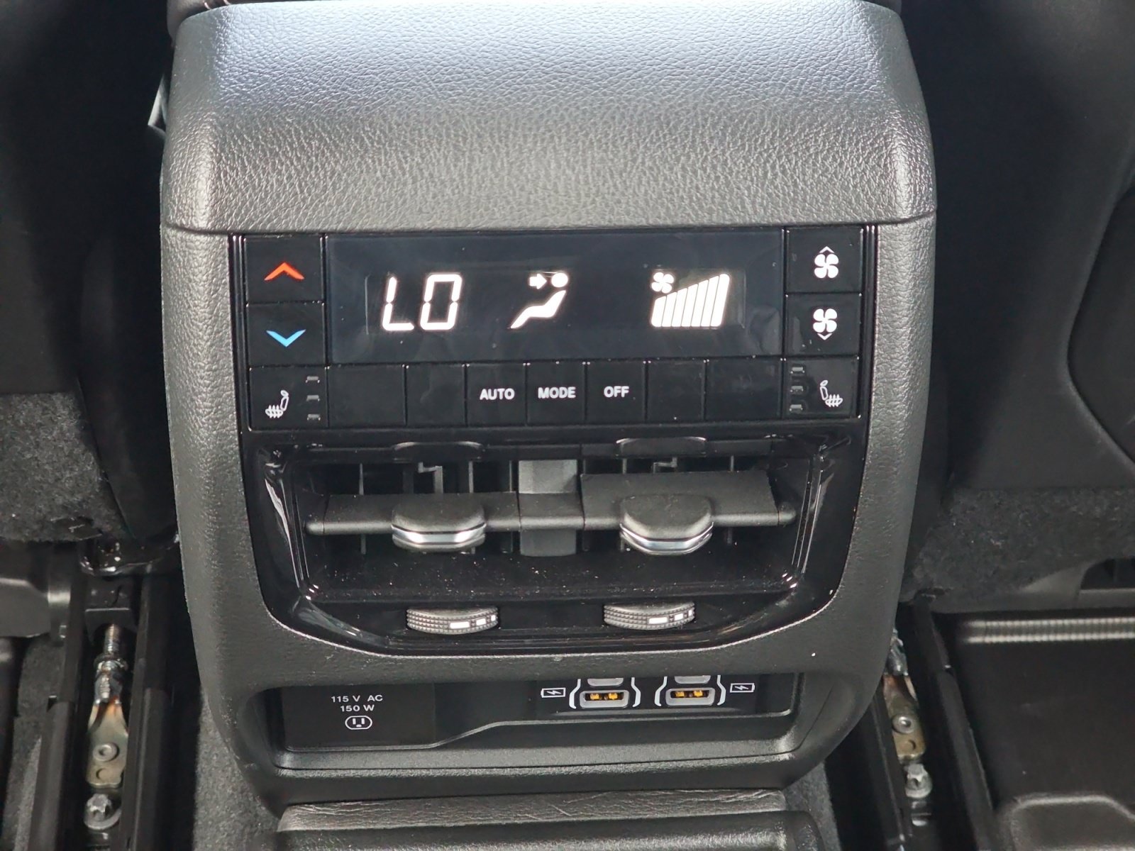 Used 2025 Silver Zynith Jeep Limited image 24