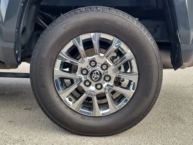 Used 2024  Toyota Limited image 8