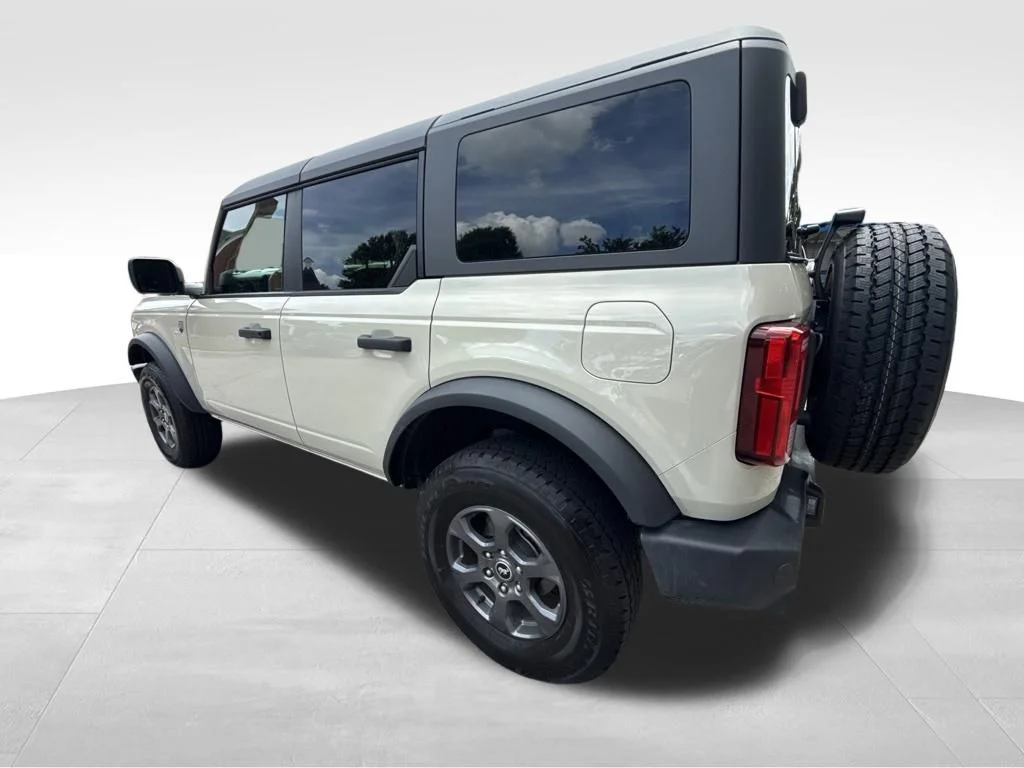 Used 2026 Beige Ford Big Bend image 2