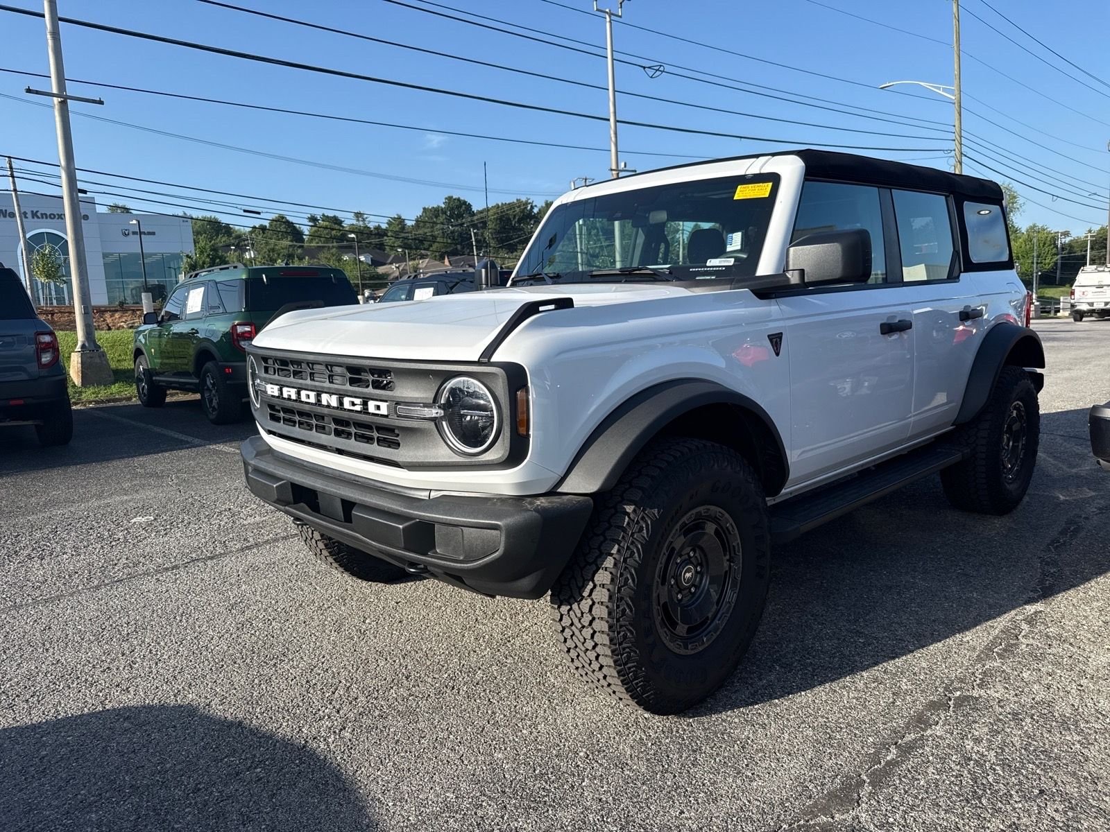 2025 Ford Bronco Base 4x4's photo