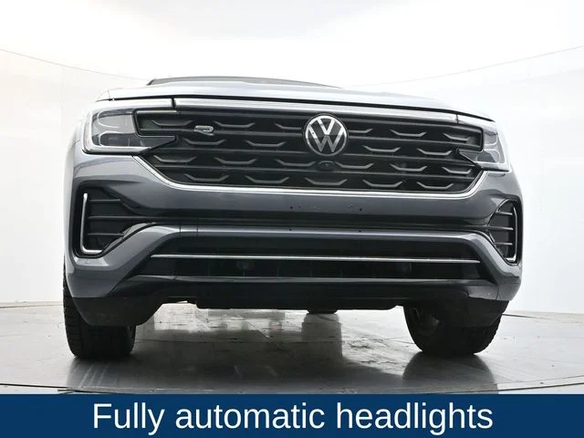 Used 2024  Volkswagen 2.0T SEL Premium R-Line image 31