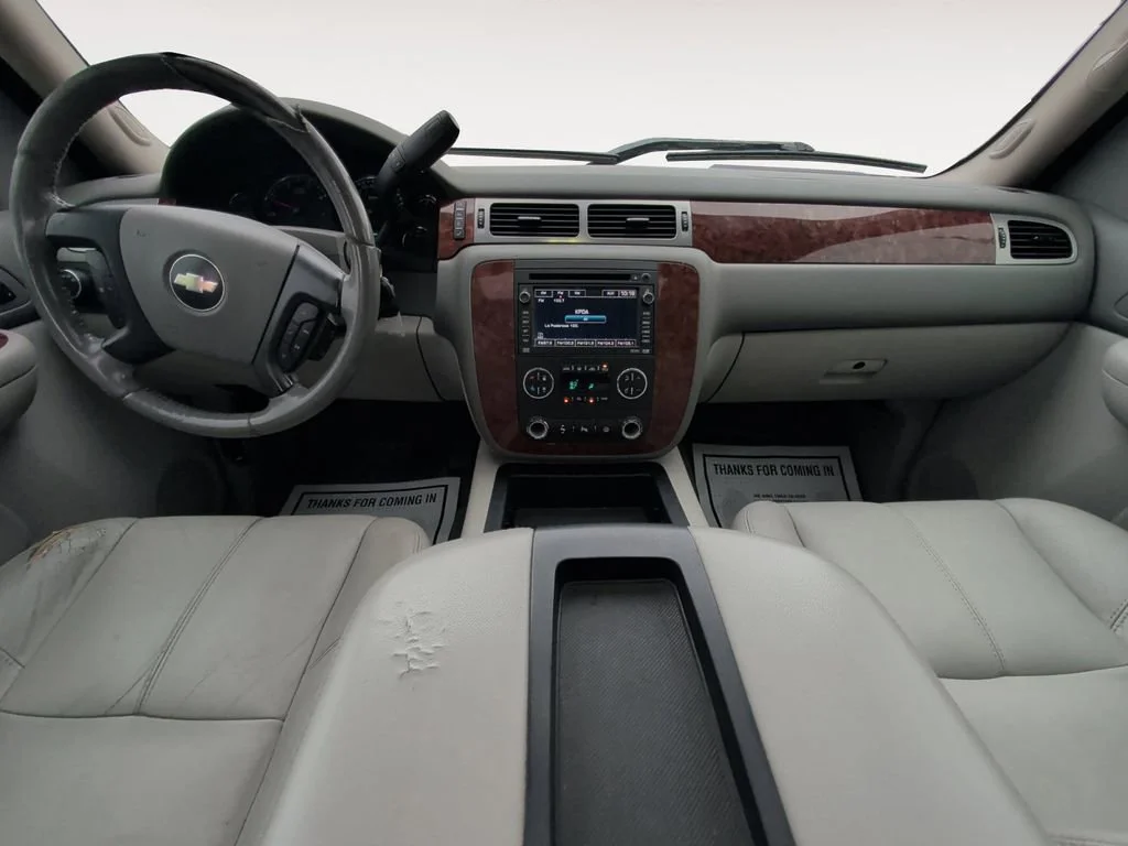 Used 2007 Silver Birch Metallic Chevrolet SRW LTZ image 10