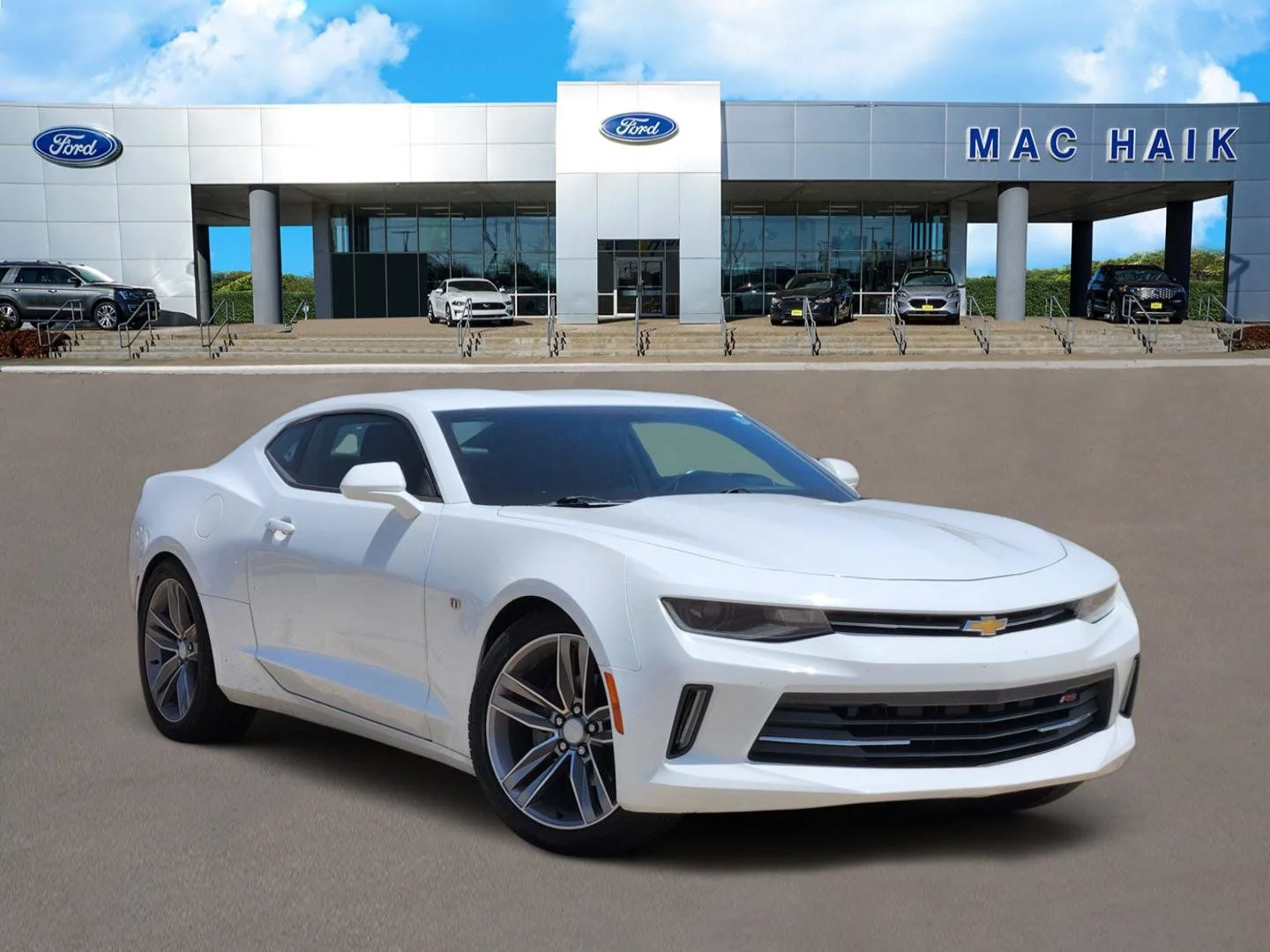 Used 2017 White Chevrolet 2LT image 1