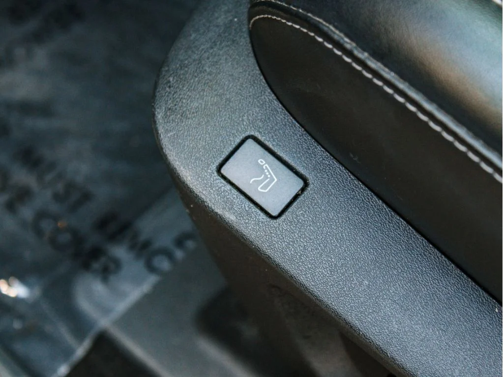 Used 2024 Mineral Black INFINITI SENSORY image 11