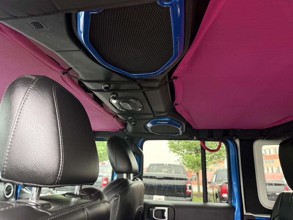 Used 2022 Blue Jeep Unlimited Sahara image 33