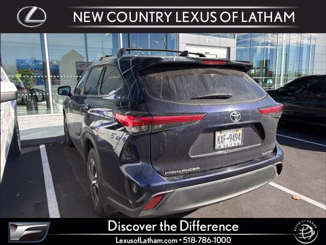Used 2023 Blue Toyota XLE image 1
