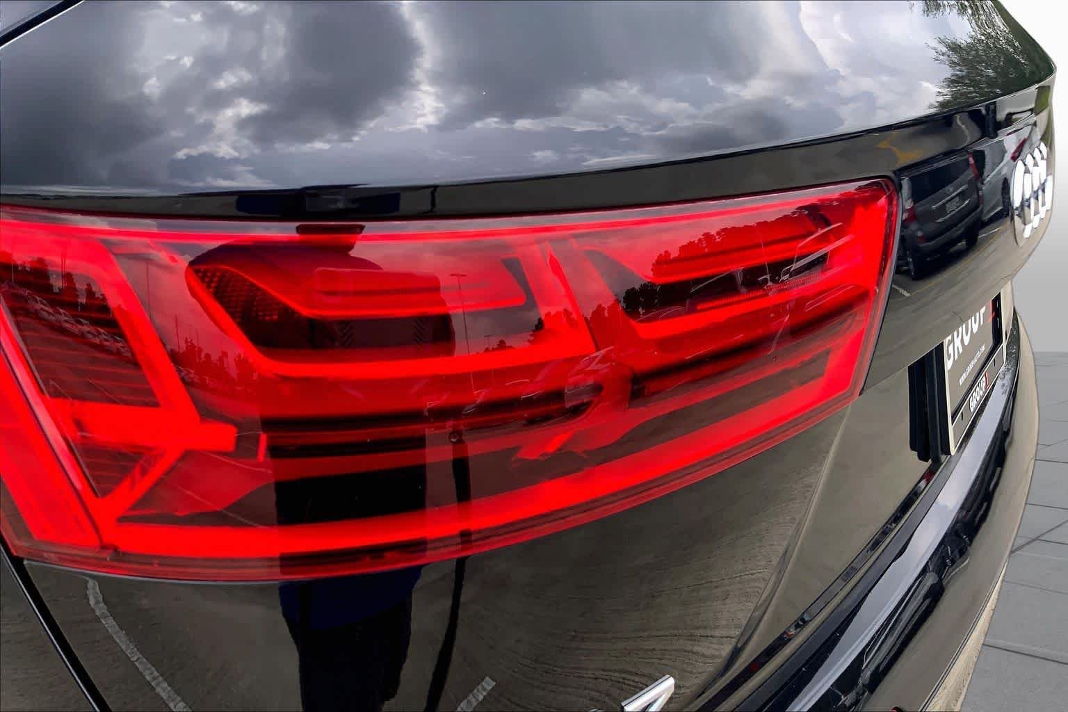 Used 2018 Orca Black Metallic Audi Premium Plus image 28