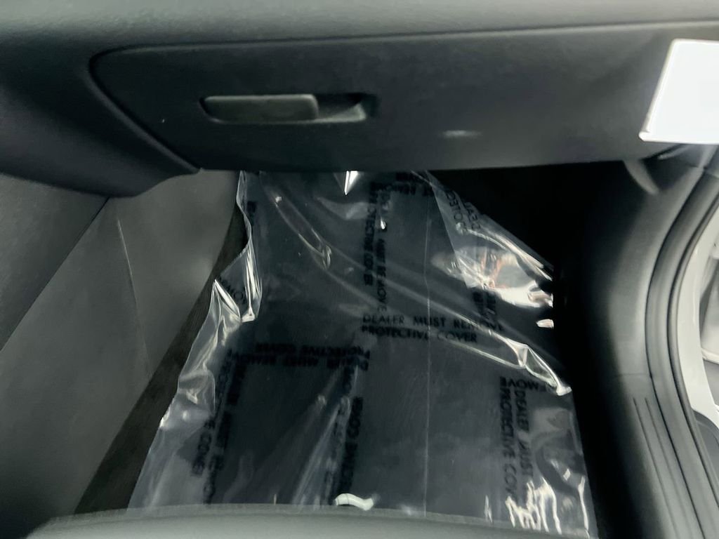 New 2026 Wolf Gray Kia SX Prestige image 34