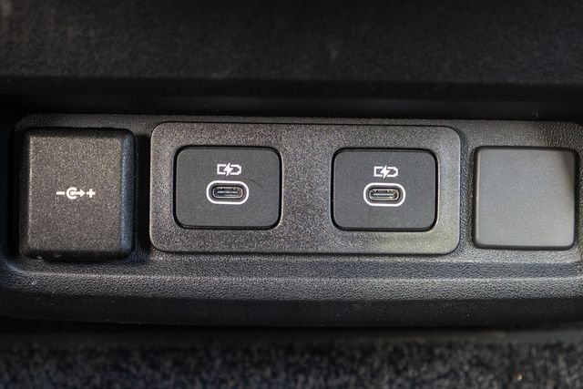 Used 2025 Gray Land Rover S image 36