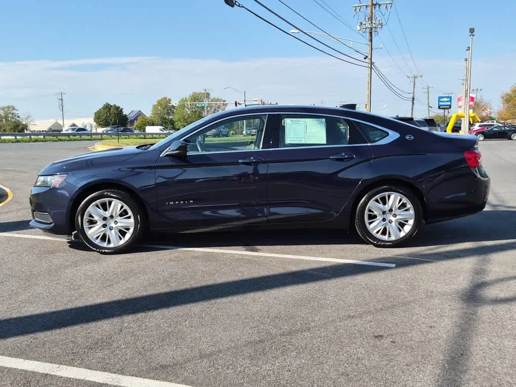 Used 2019 Blue Velvet Metallic Chevrolet LS image 5