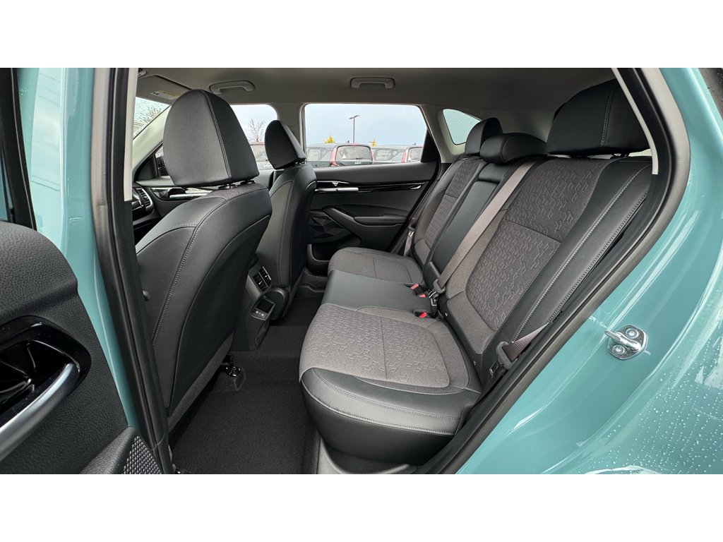 New 2026 Pluton Blue / Black Roof Kia S image 24
