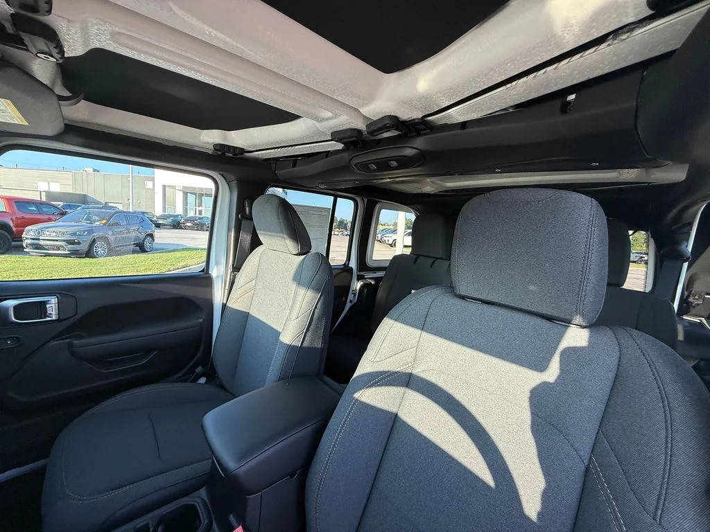 New 2026 Bright White Clear-Coat Exterior Paint Jeep Willys image 21