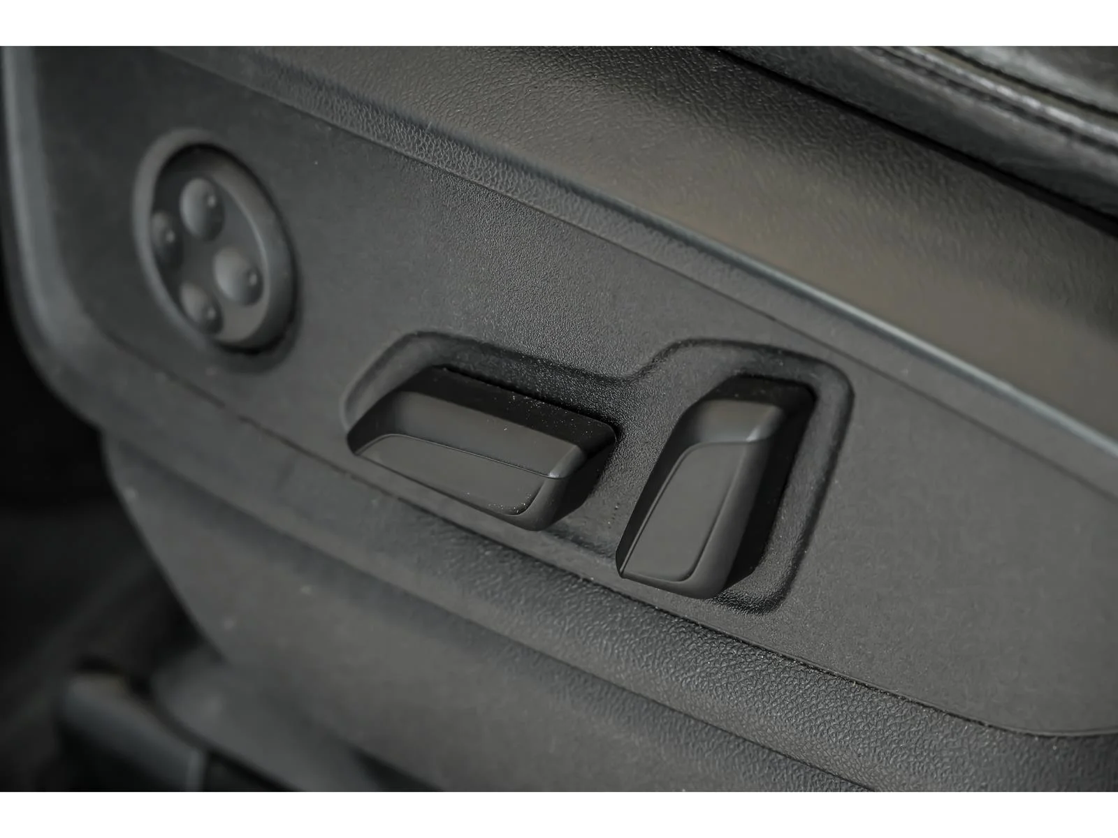 Used 2018 Gray Audi 2.0T quattro Premium image 17