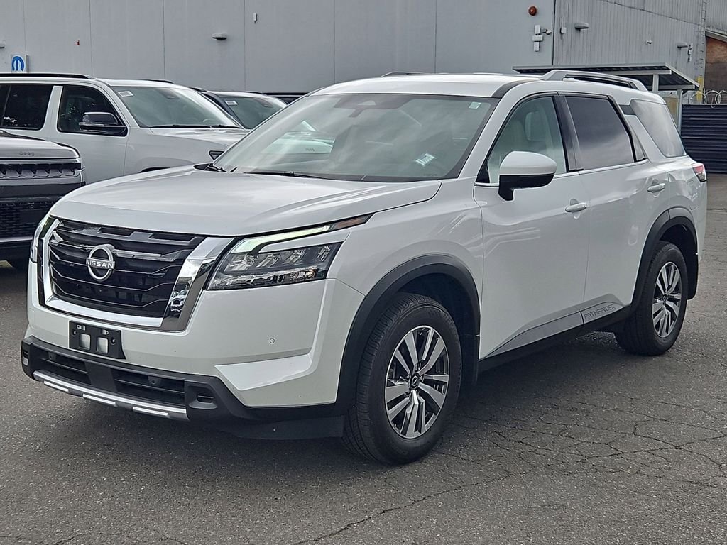 Certified Used 2025 White Pearl Nissan SL image 3