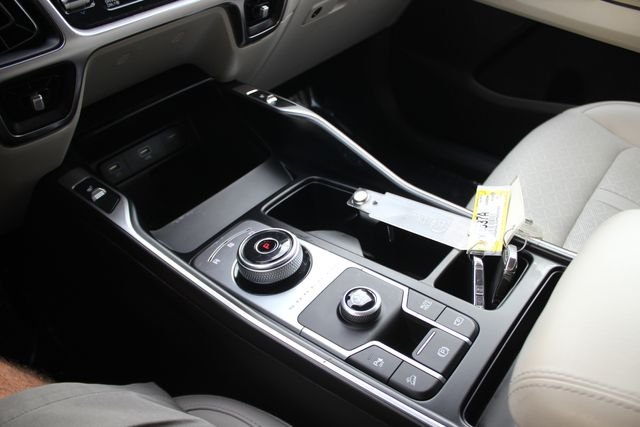 Used 2021 Black Kia S image 11