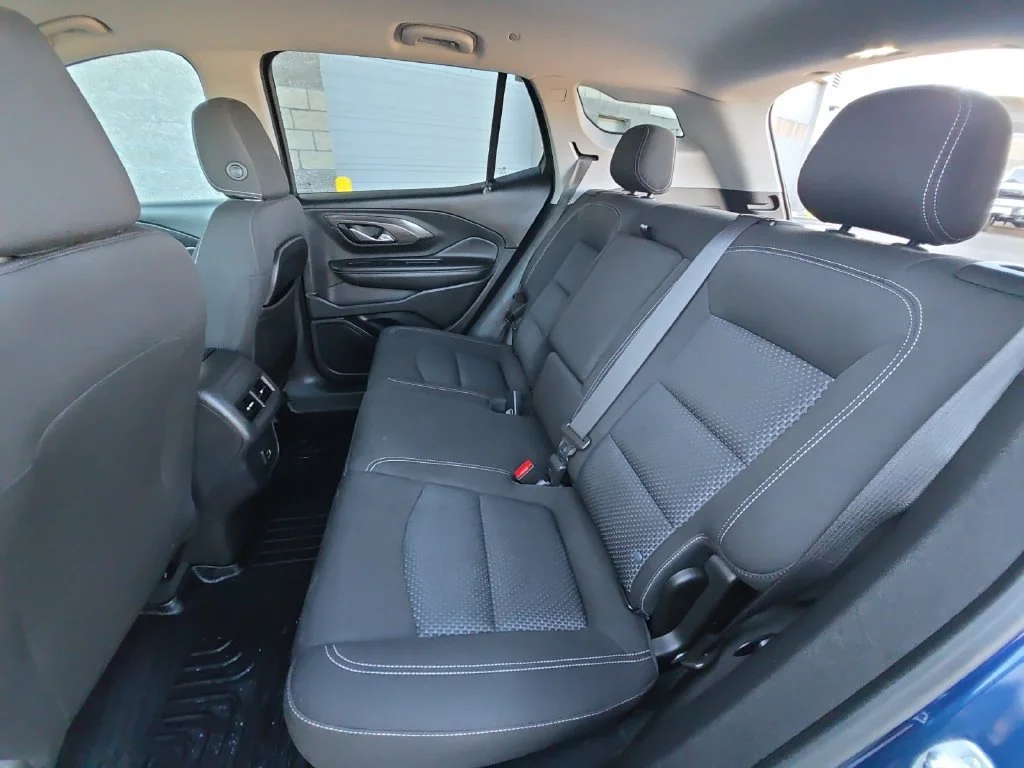Used 2022 MARINE METALLIC GMC SLE image 28