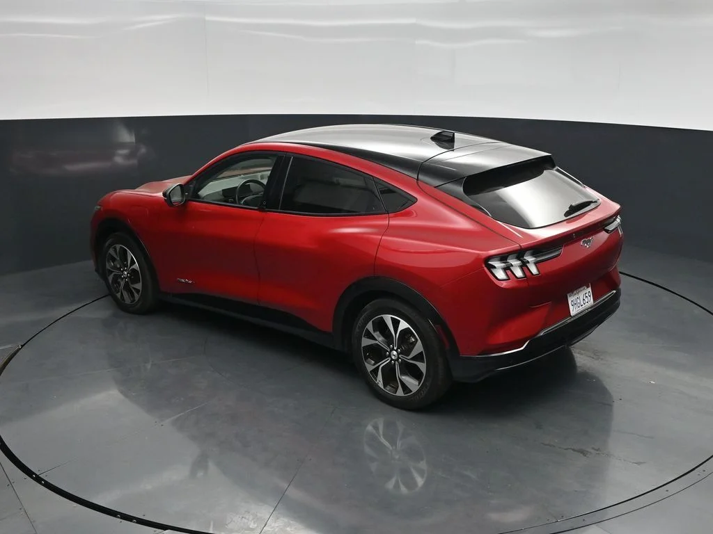 Used 2023 Red Ford Premium image 43