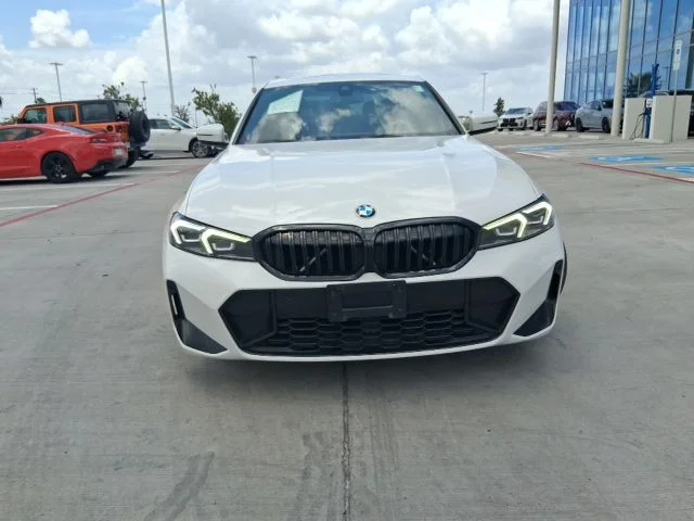 Used 2023 White BMW 330i image 2