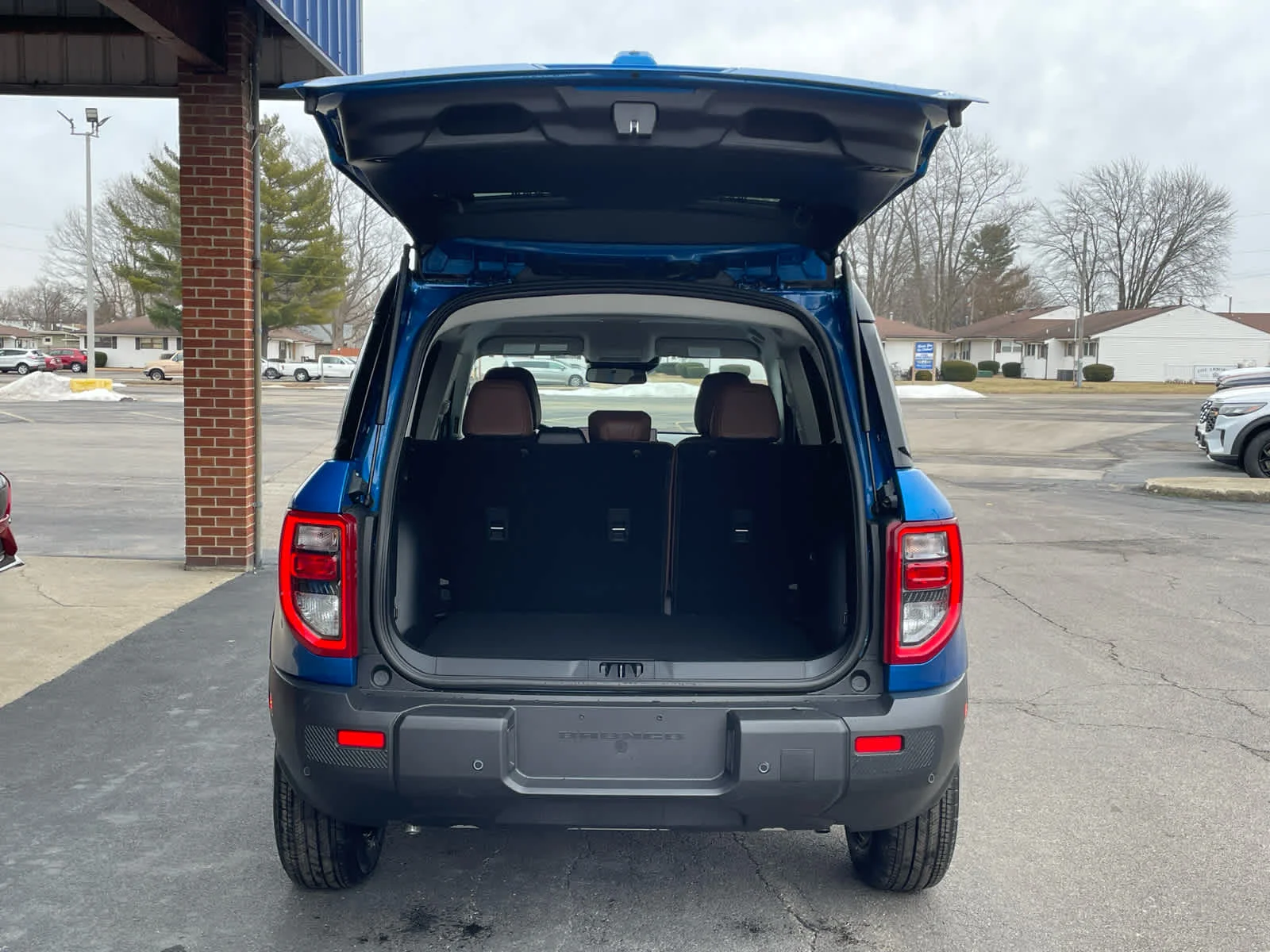 New 2026 Velocity Blue Metallic Ford Outer Banks® image 9
