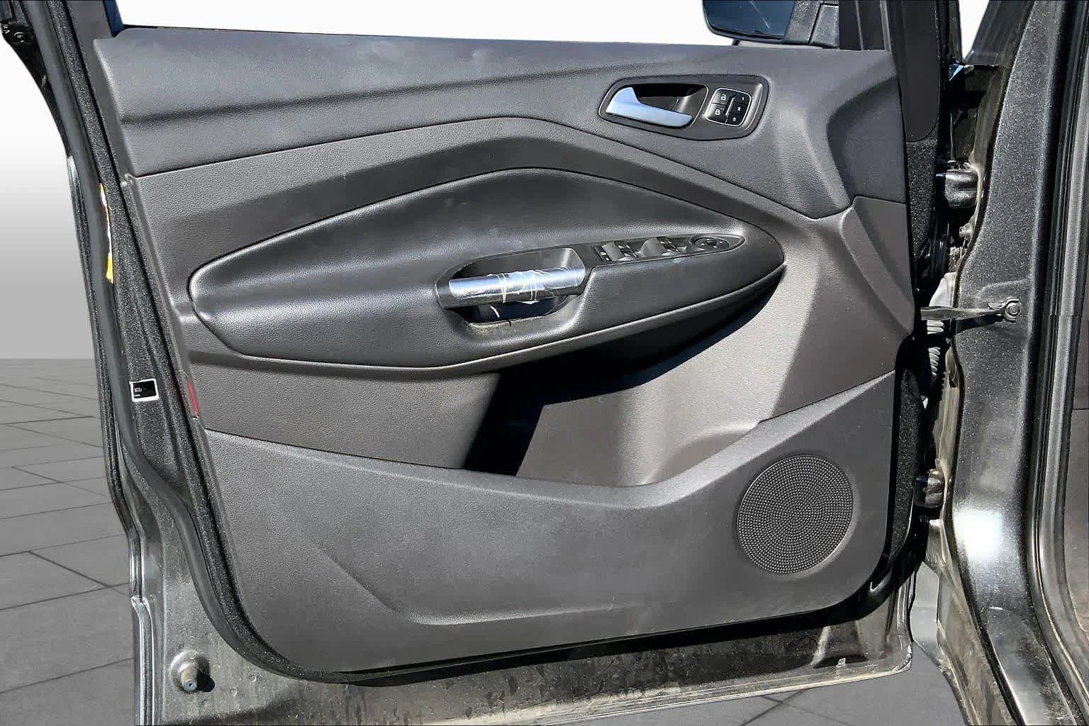 Used 2017 Magnetic Metallic Ford Titanium image 22