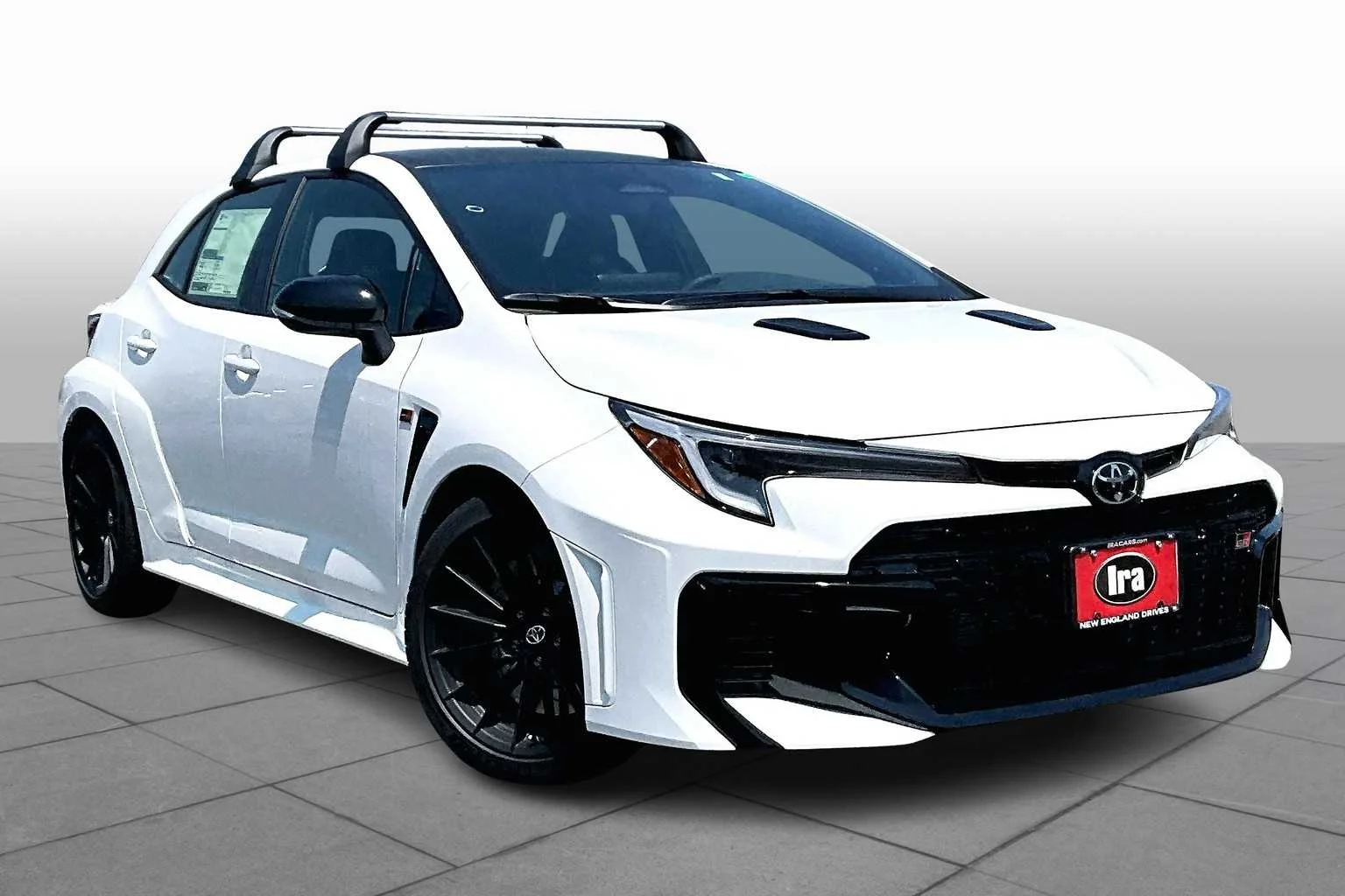 Used 2025 Ice Cap Toyota Premium Plus image 2