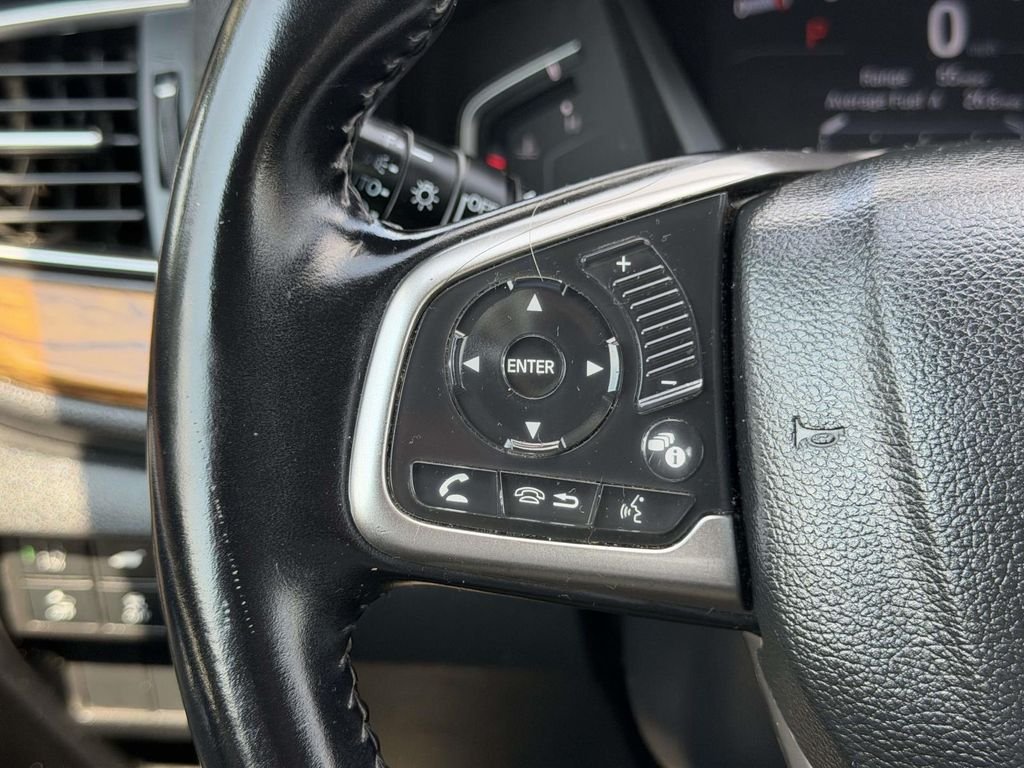 Used 2018  Honda Touring image 9