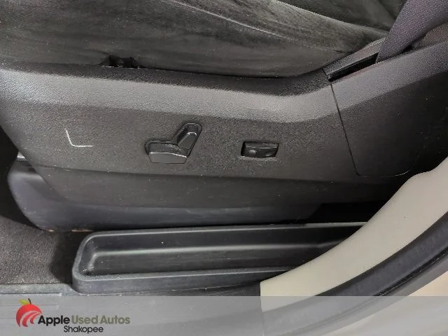 Used 2016 Beige Dodge SXT image 15