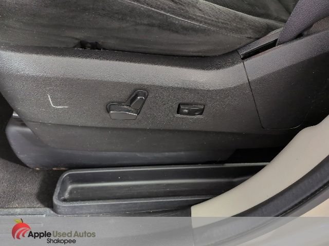 Used 2016 Beige Dodge SXT image 15