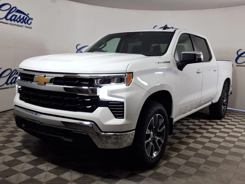 New 2026 Summit White Chevrolet LT image 6