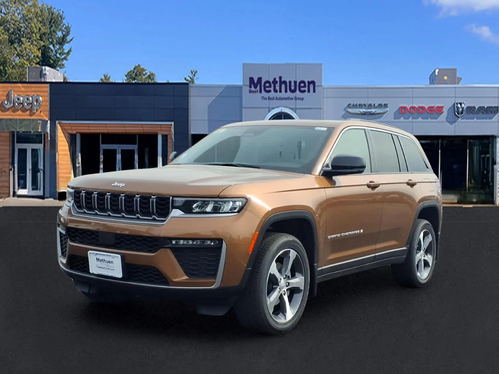 New 2026 Copper Shino Metallic Clearcoat Jeep Limited image 3
