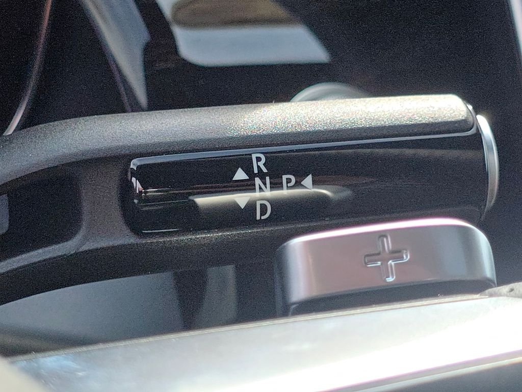 New 2027 Graphite Grey Metallic Mercedes-Benz GLC 300 image 36
