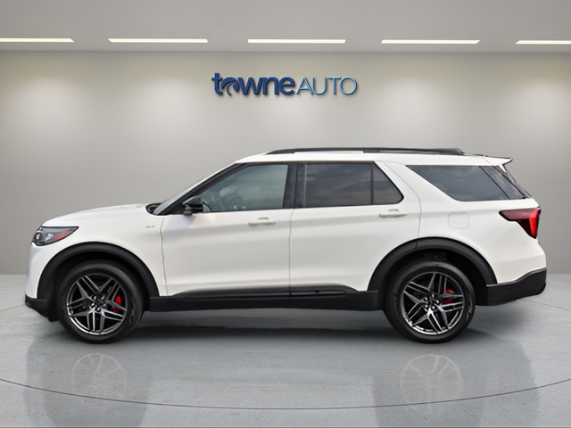 Used 2025 White Ford ST-Line image 2