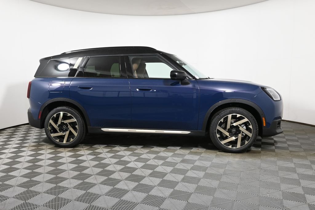 New 2027 Blue MINI Iconic image 8