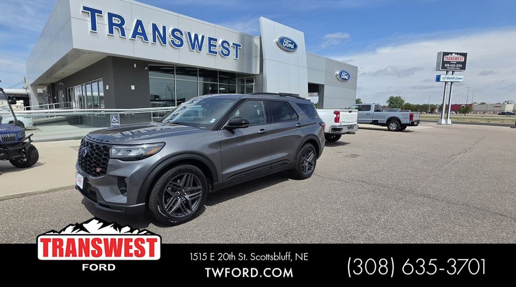 2026 Ford Explorer ST 4WD's photo