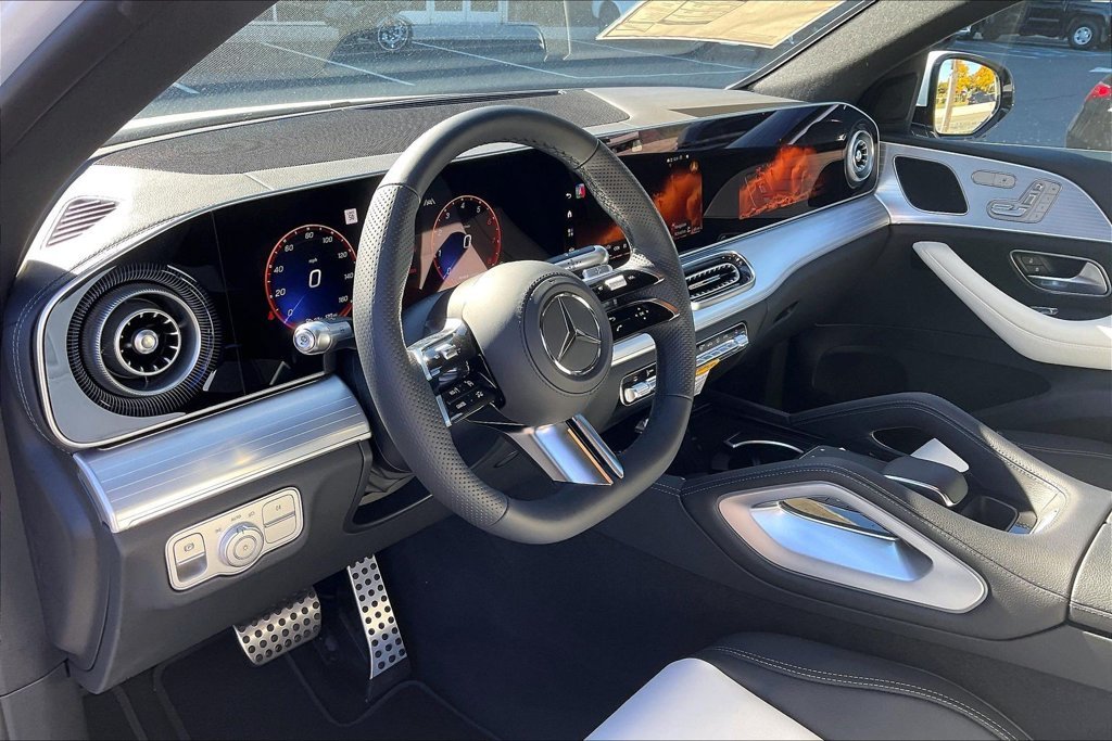 New 2027 MANUFAKTUR Moonlight White Metallic Mercedes-Benz GLE 450 image 6