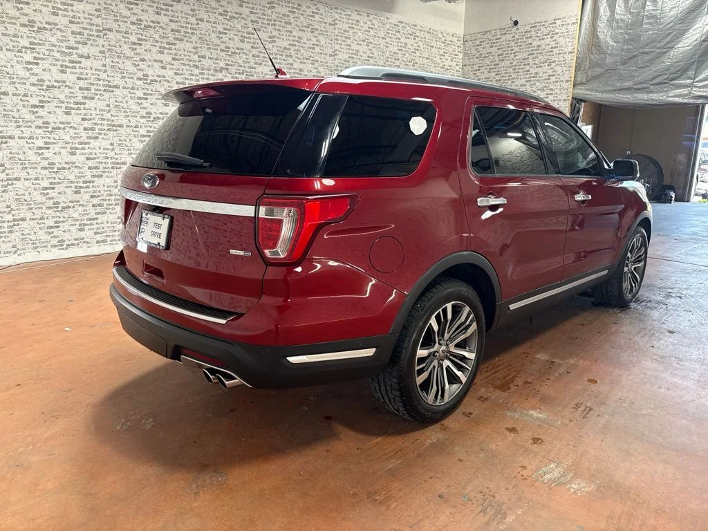 Used 2018 Red Ford Platinum image 7