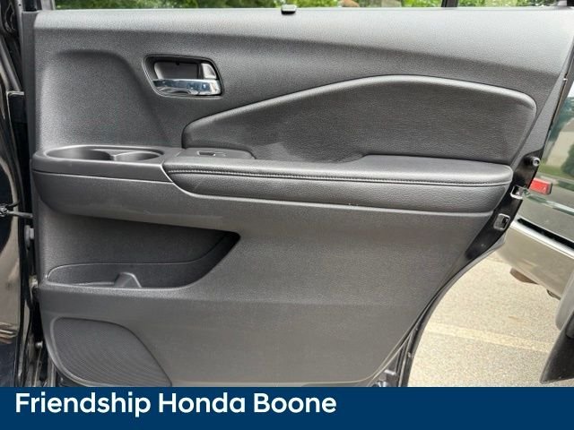Used 2021 Purple Honda Elite image 47