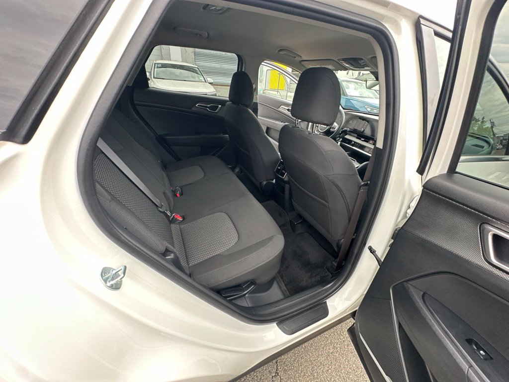 Used 2023 White Kia LX image 29