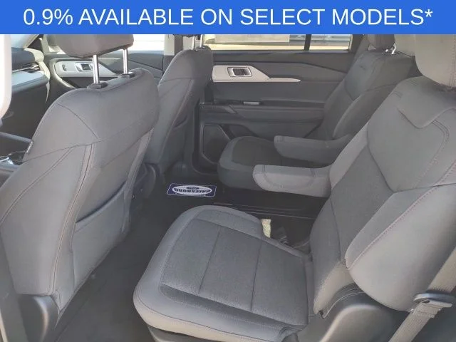 New 2026 Space White Metallic Ford Active image 15