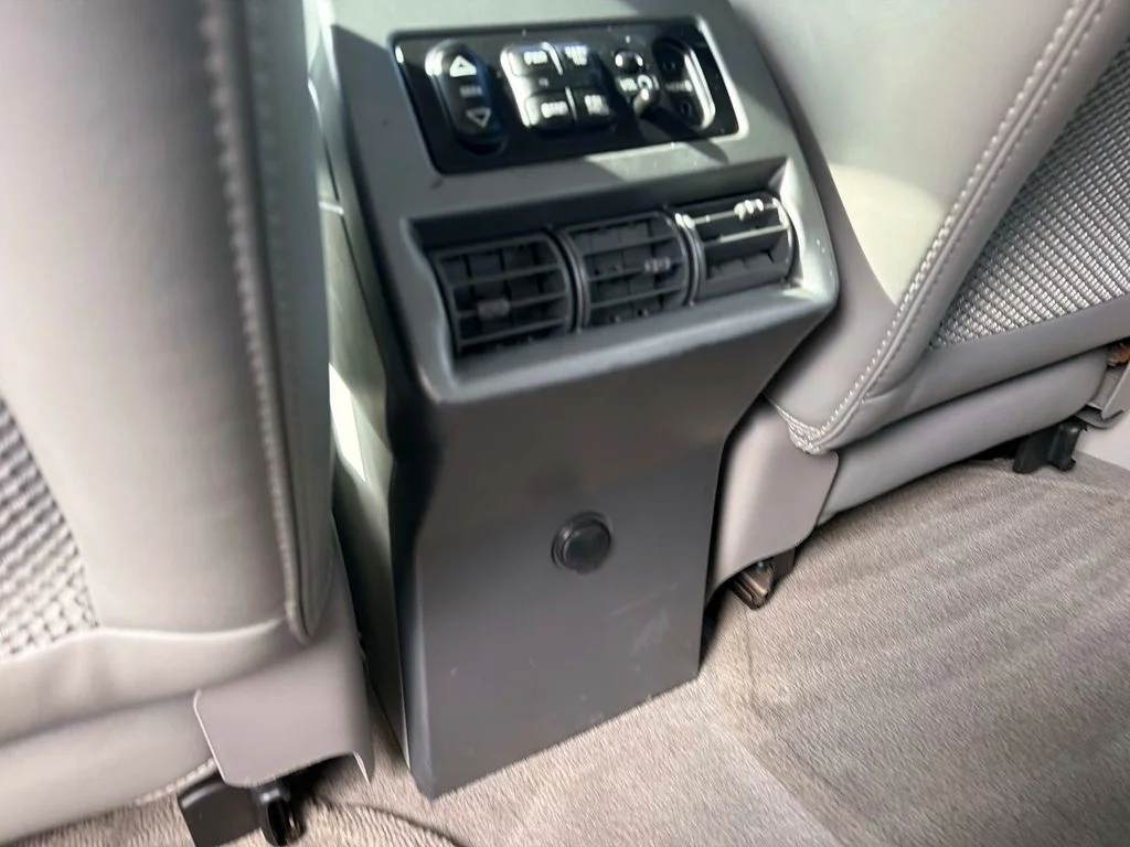 Used 2003 Gray Buick CXL image 17