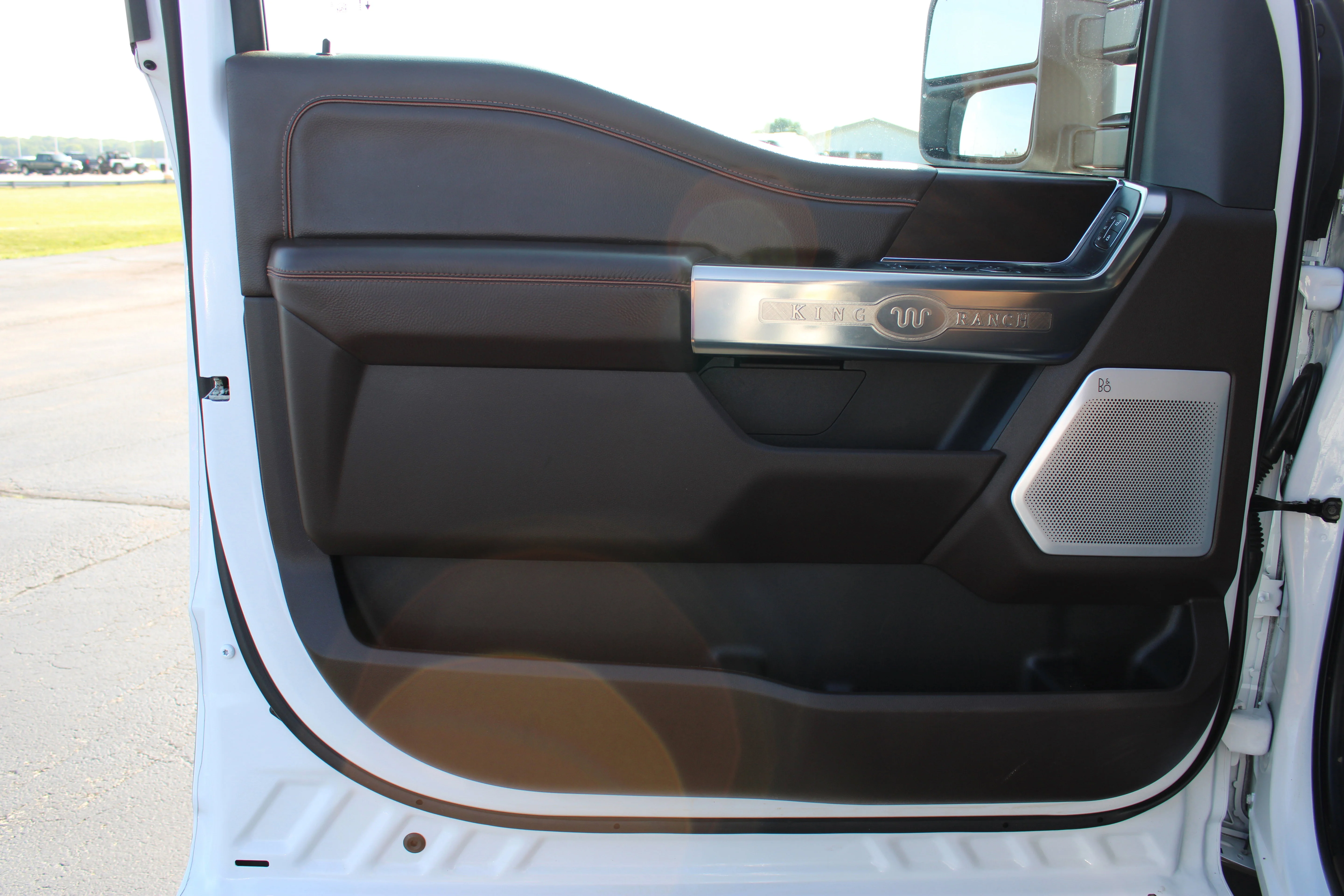 Used 2026 Oxford White Ford King Ranch image 21